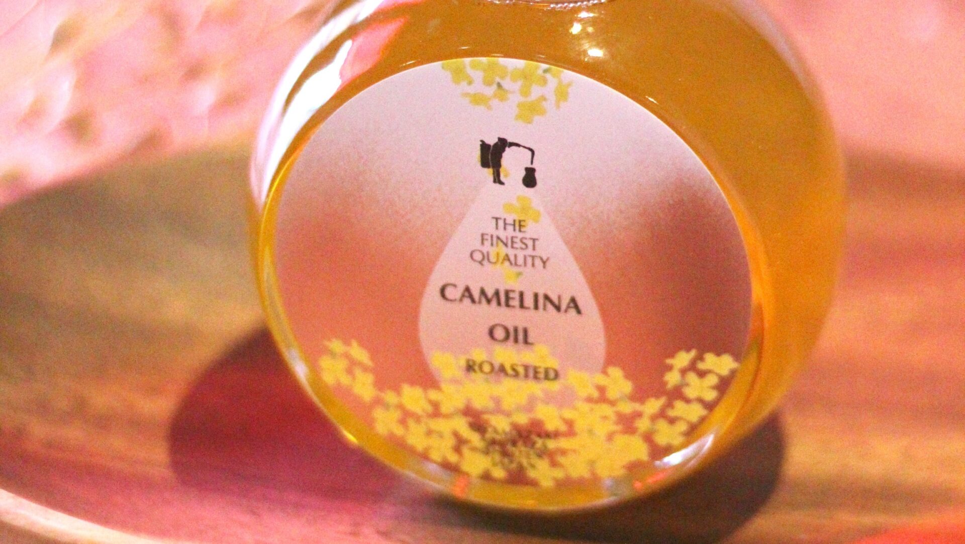 THE FINEST QUALITY CAMELINA OIL ROASTED(ナルックスホールディングス株式会社)