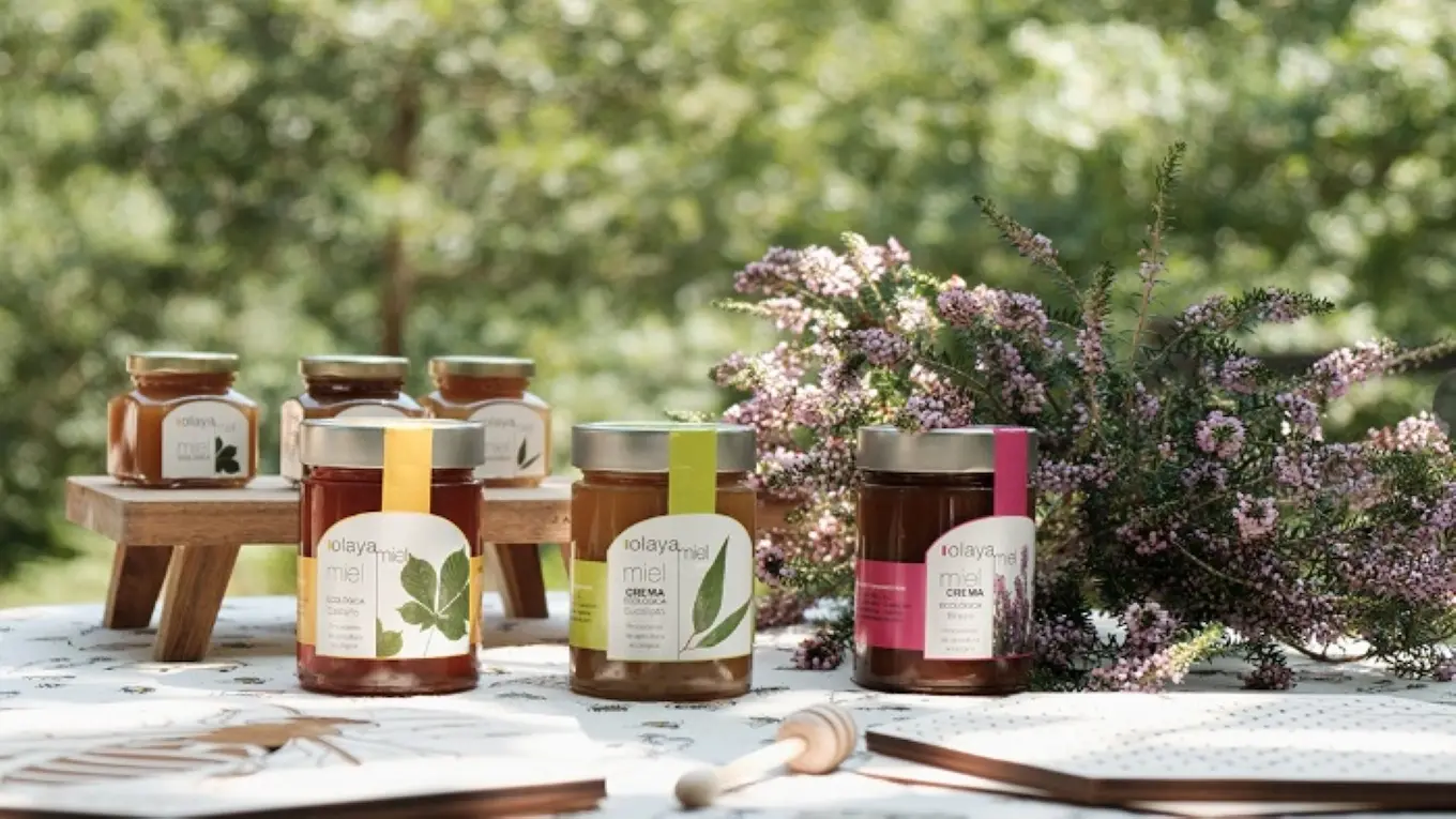 オラヤミエル　クリーム蜂蜜（オー・リーブ・ジャパン株式会社）